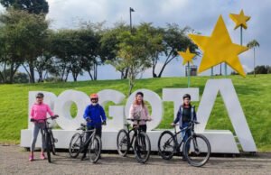 El ciclista bogotano: ese ser mitológico que no conoce semáforos, leyes ni responsabilidades