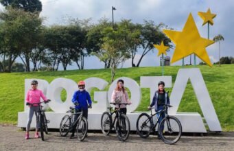 El ciclista bogotano: ese ser mitológico que no conoce semáforos, leyes ni responsabilidades
