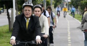 Dos máquinas que trabajan juntas y que merecen el mismo mantenimiento y cuidados