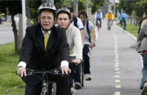 Dos máquinas que trabajan juntas y que merecen el mismo mantenimiento y cuidados