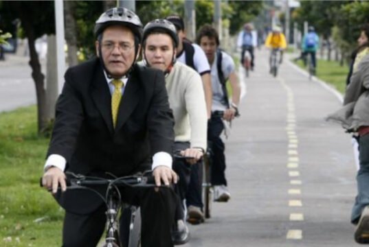 Dos máquinas que trabajan juntas y que merecen el mismo mantenimiento y cuidados