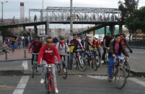 Mientras los autos cambian, la bicicleta urbana permanece y siempre gana