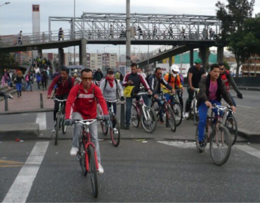Mientras los autos cambian, la bicicleta urbana permanece y siempre gana