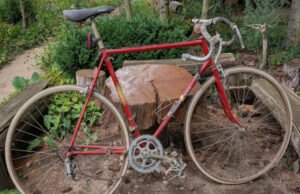 La bicicleta no es un objeto que envejece, es una historia que sigue rodando