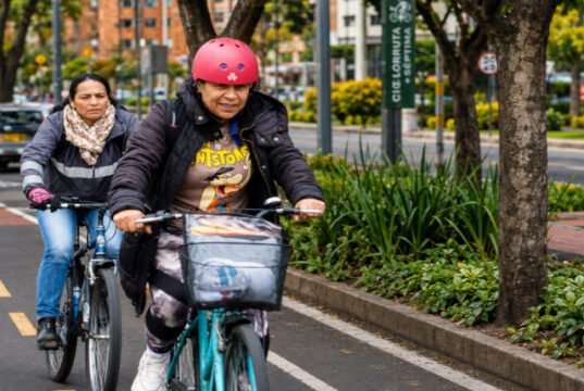 “La ciudad no es una pista: pedalee con los cinco sentidos”