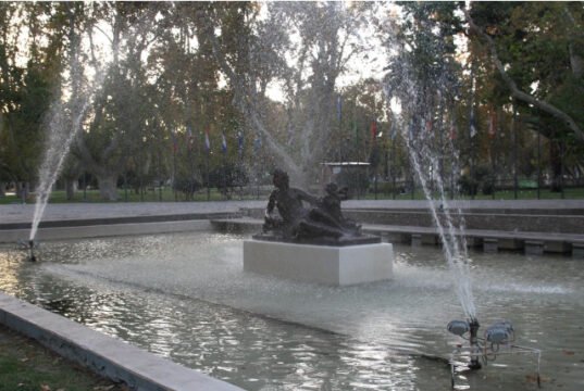 A la sombra de los árboles: pedalear la ciudad