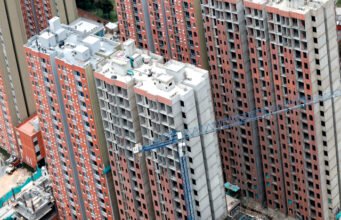 La ciudad necesita parques, no solo apartamentos y estacionamientos